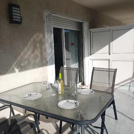 Village Park Luxe Iberplaya סאלו